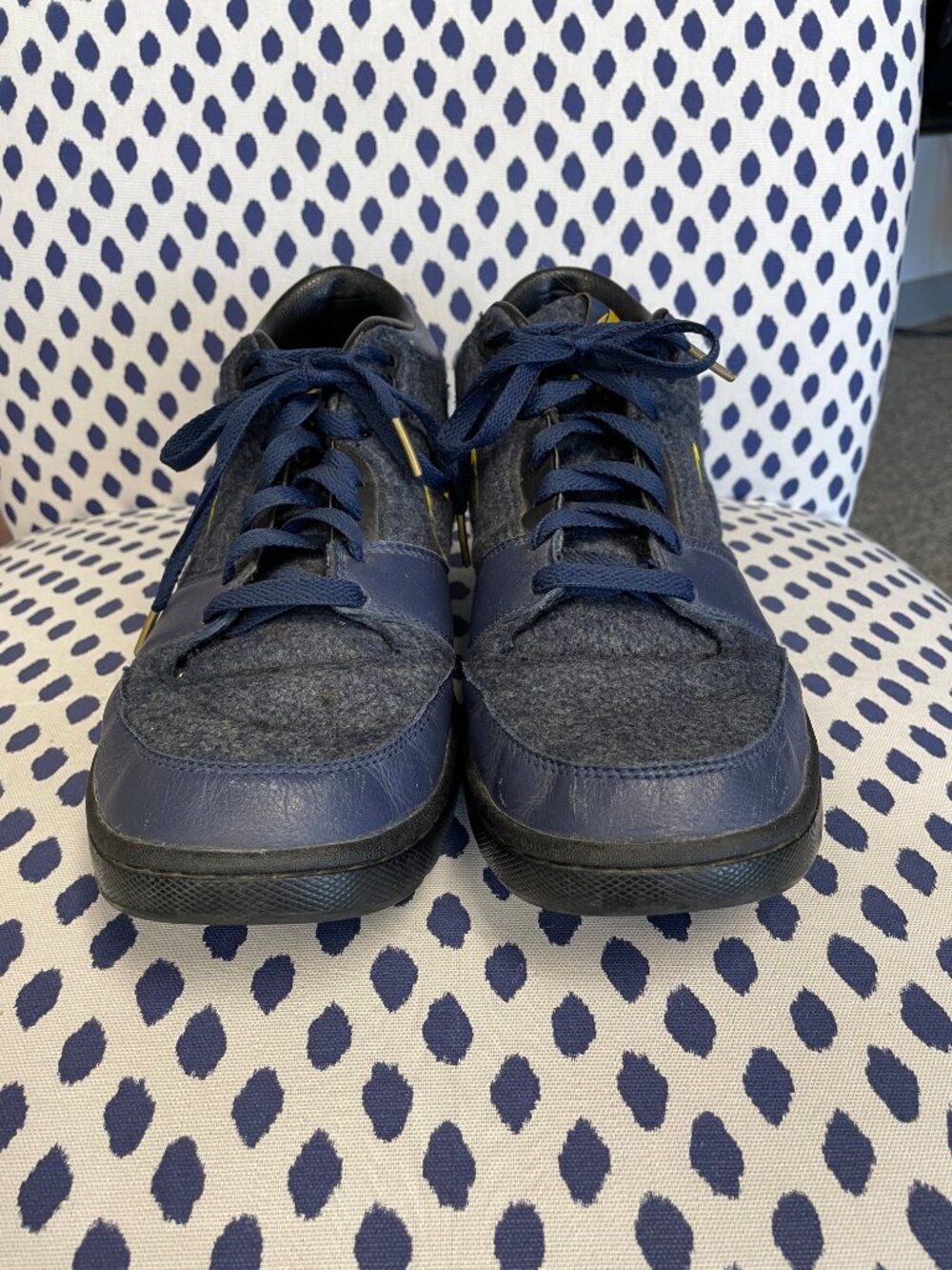 Nike 11 Navy Shoes - Picture 2 of 10